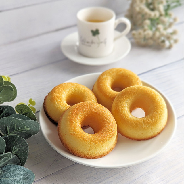 瑪德蓮甜甜圈12入｜可加購紅線・收涎甜甜圈・婚禮派對甜點 - Maru Maru Donuts 阿丸甜甜圈